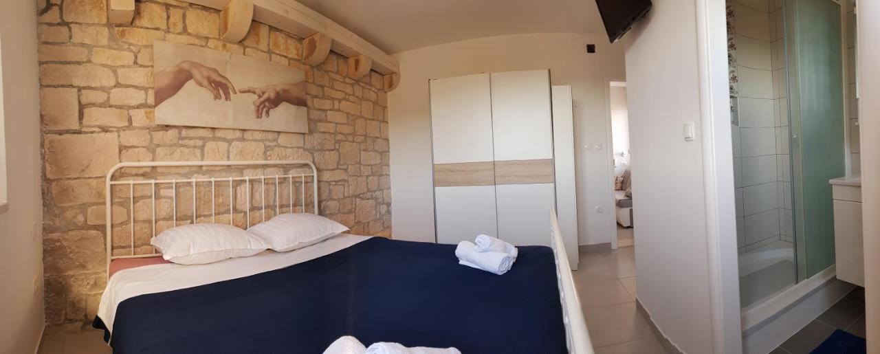 Holiday Home Gustirna Selca  Quarto foto